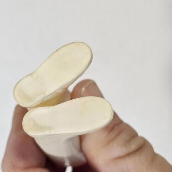 Vintage Barbie Francie #1269 Leather Limelight White Pink Trim Boots. - Picture 4 of 5